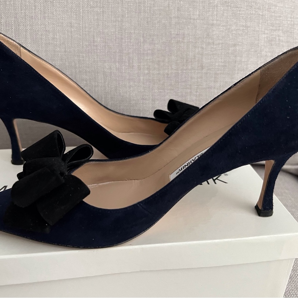 Manolo Blahnik pumps